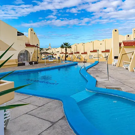 Apartment In Mareverde Complex *