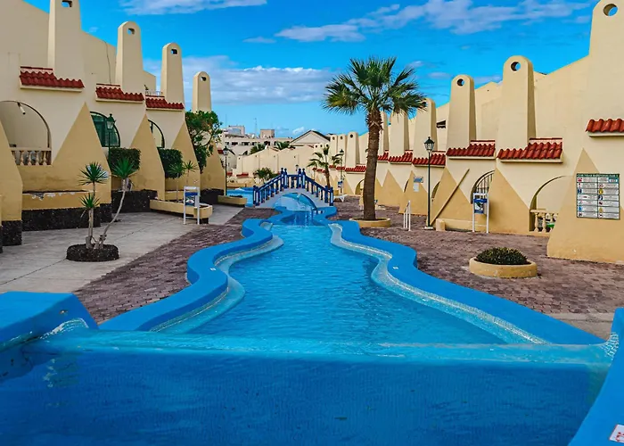 In Mareverde Complex أذيخي